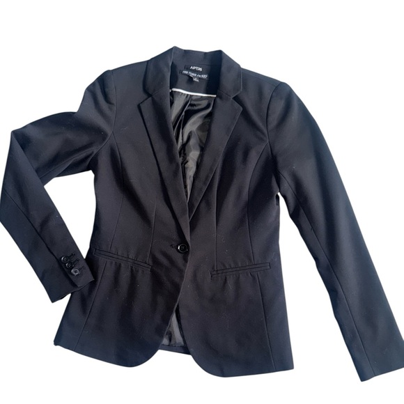 Apt. 9 Size 0 Black Fitted Padded Shoulders Lined Torie Blazer Nearly New - Picture 3 of 8